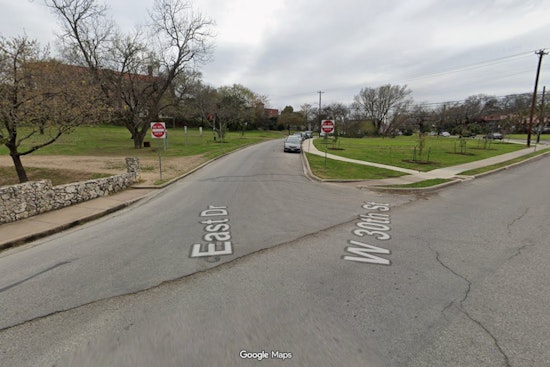 Austin Police Request Witnesses After Hit-and-Run Injures Bicyclist with $1,000 Reward Offered for Tips