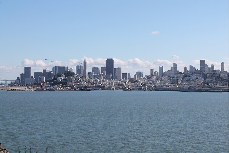 Bay Area Enjoys Warm, Dry Weather with Potential Rain on the Horizon