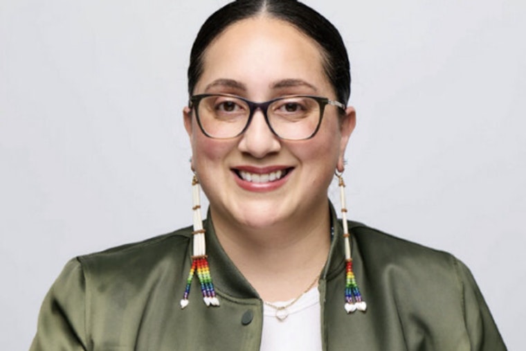 Bellevue Celebrates Native American Heritage Month with Ojibwe Educator-led Cultural Event