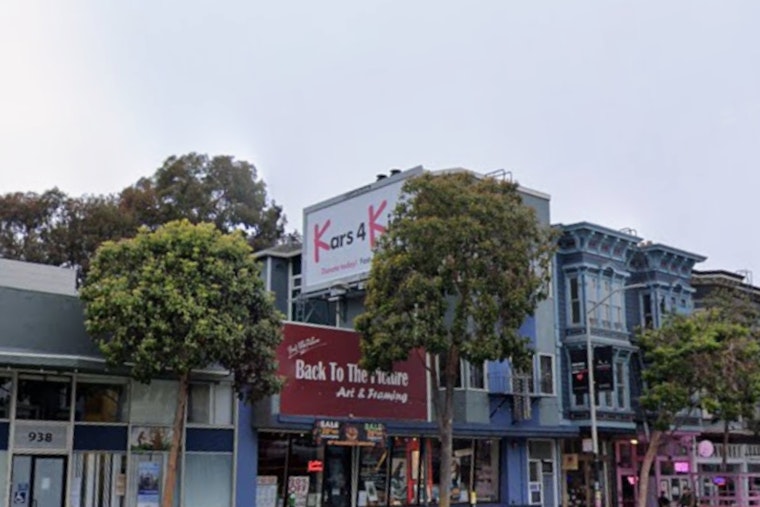 Controversial AI Billboard Ad Trashes SoMA, Comparing Neighborhood to Crime-Ridden 'Gotham'; Promotes Pacific Heights