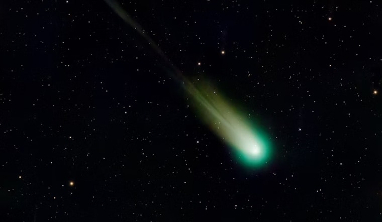 California Skies to Dazzle with Historic Comet C/2025 A6 Lemmon's Millennium Flyby Amid Orionids Meteor Shower
