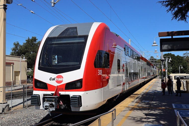 Caltrain's Electric Fleet Powers Bay Area Grid, Secures Financial
