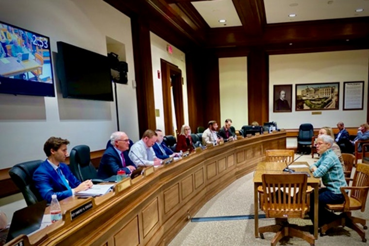 Cambridge Advocates for Lifting Solar Energy Caps to Reach Net Zero Emissions Goals