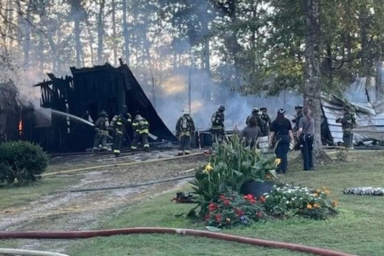Catoosa County Engulfs Building on Sunset Drive, Total Loss Reported