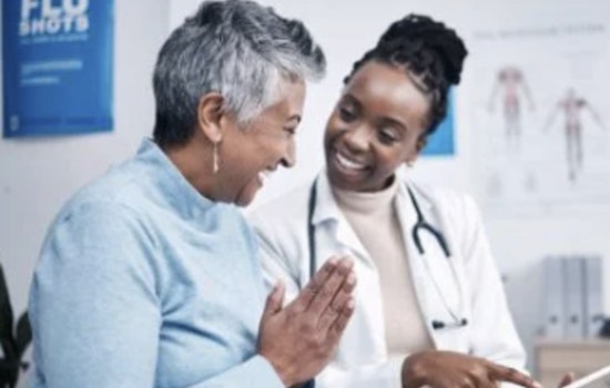 Chandler's Golden Neighbors Program Partners with Hospice of the Valley for Senior Health Education and Thank-Full Event