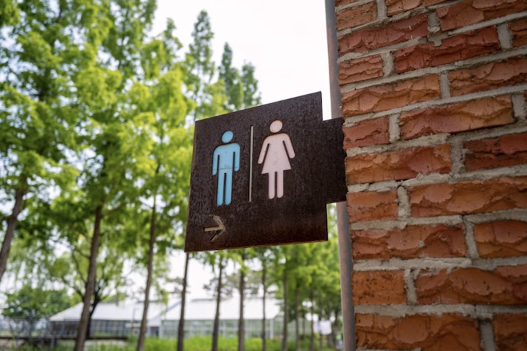 Charlotte County Addresses Restroom Cleanliness Concerns in Parks During Vendor Transition