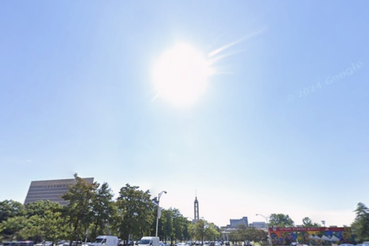 Charlotte Enjoys Delightful Autumn Week with Mild Temperatures and Mostly Sunny Skies