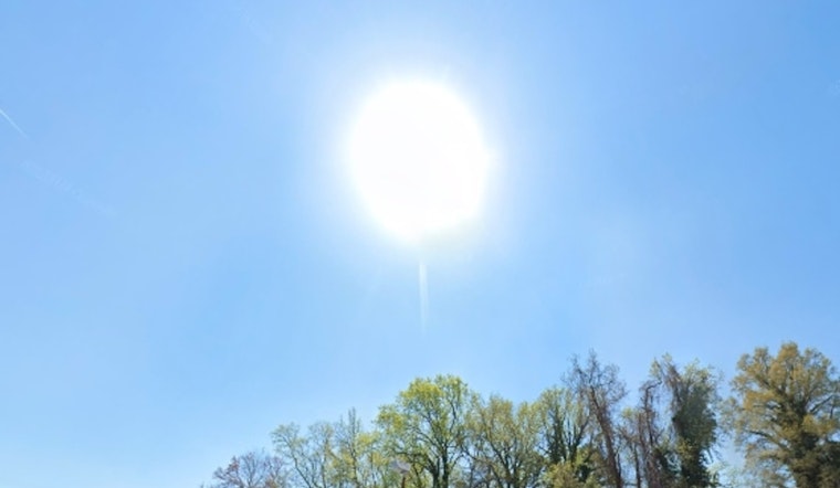 Charlotte Forecast Calls for Comfortable Highs and Sunny Skies with Weekend Warm-Up and Possible Sunday Showers