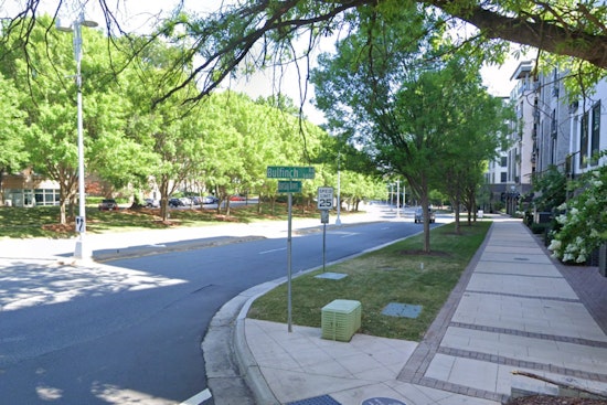 Charlotte Police Investigate Fatal Shooting in Providence Division, Homicide Unit Seeks Tips from Public