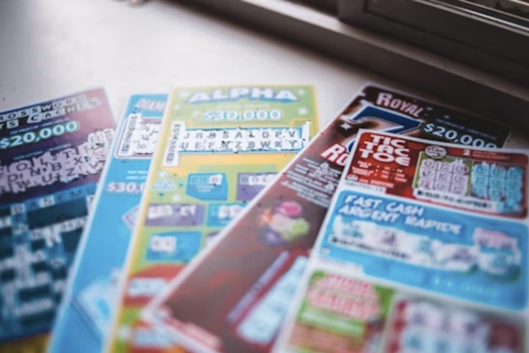 Charlotte Resident Hits $1 Million Jackpot with Scratch-Off Ticket, Chooses Lump Sum Payout