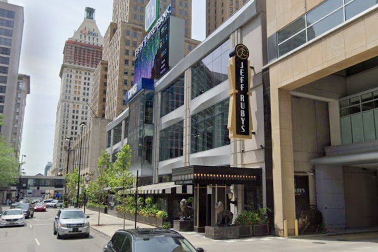 Cincinnati CEOs Join Forces with City and State Officials to Combat Downtown Crime After Fountain Square Shooting