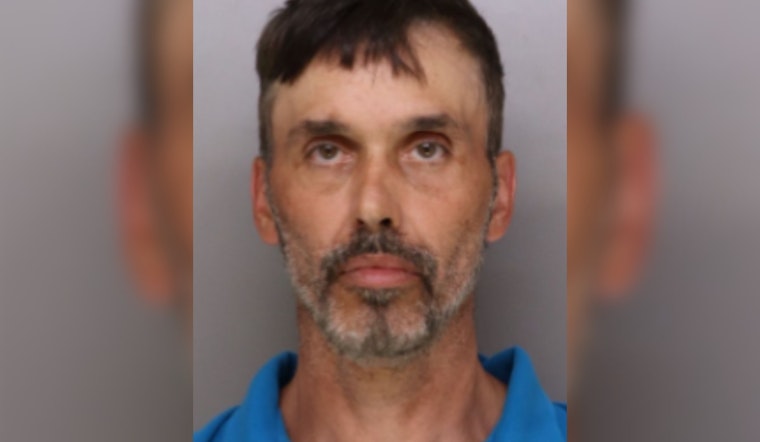 Cincinnati Police on the Hunt for Suspect Gary Courtney Wanted for Aggravated Burglary and Abduction