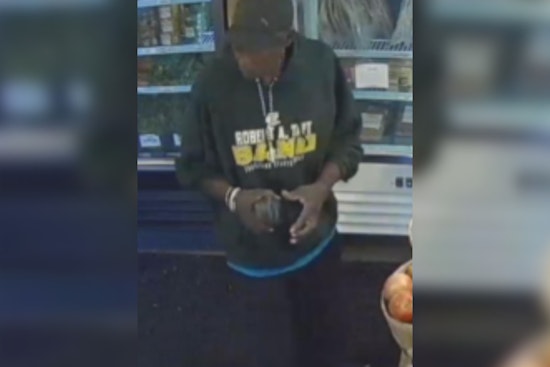 Cincinnati Police Seek Public's Help in Tracking Down Suspect Accused of Purse Snatching on Race St.