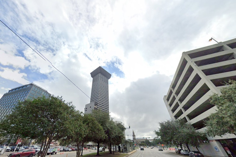 Clear Skies and Warm Weather Grace New Orleans Today, Rain Chances Increase Later in the Week