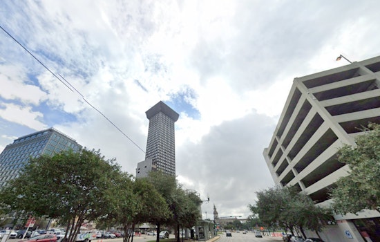 Clear Skies and Warm Weather Grace New Orleans Today, Rain Chances Increase Later in the Week
