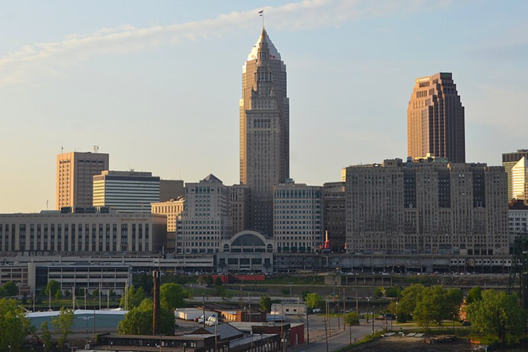 Cleveland Area Welcomes Mostly Sunny Skies, Dense Fog Advisory and Mild Temperature Shifts Ahead