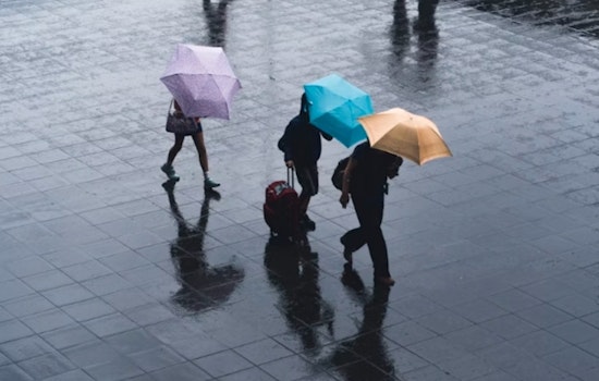 Cloudy Columbus Day in Washington D.C. with Rain Expected, Clearing Skies Forecasted for Midweek
