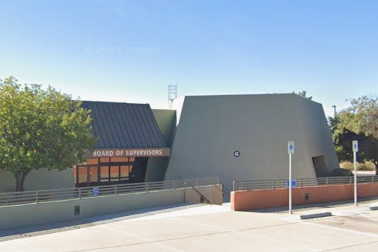 Cochise County Calls Residents to Discuss Future of Roads in Public