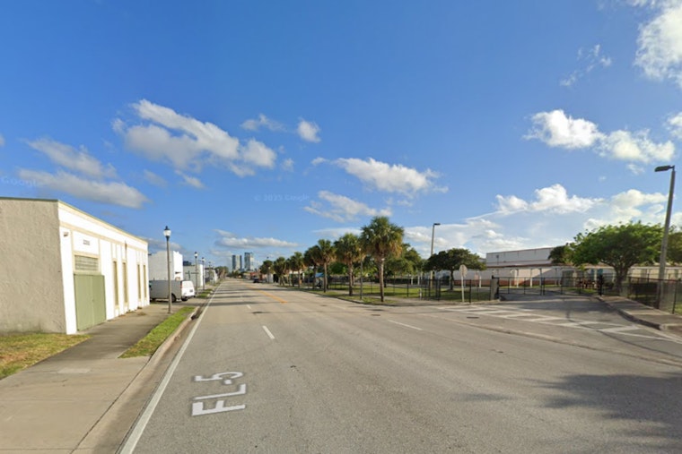 Collision on North Dixie Highway in West Palm Beach Results in Injuries and Traffic Delays