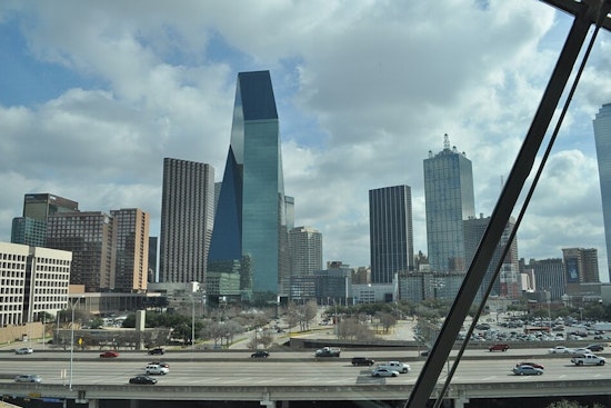 Dallas Braces for Mixed Weather: Sunny Spots Punctuated by Showers & Thunderstorms, NWS Reports