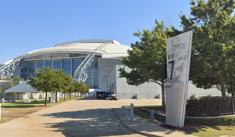 Dallas Cowboys Decisively Outplay Washington Commanders 44-22, CeeDee Lamb Shines in Return