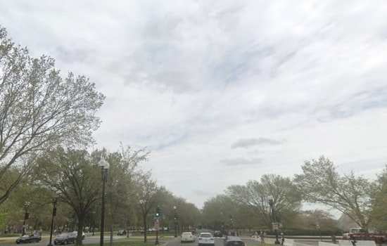 Dense Fog and Drizzle Blanket Washington D.C. Region as Gale Warning Issued for Chesapeake Bay