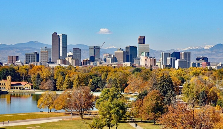 Denver Welcomes Mild Autumn Weather, NWS Forecasts Tranquil Conditions with Slight Chance of Weekend Showers