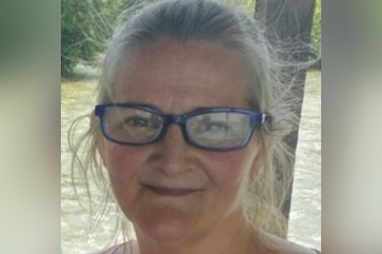 Detroit Police Seek Public's Help in Locating Missing 59-Year-Old Woman, Robin Thomas