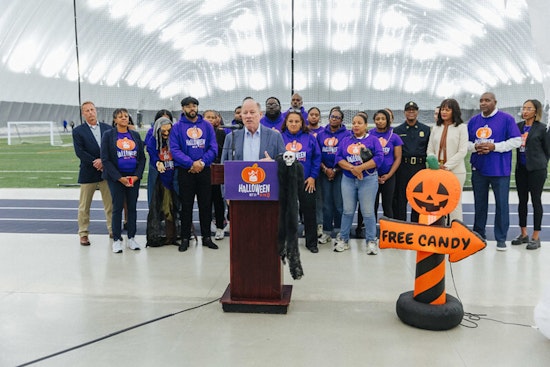 Detroit Rolls Out the Pumpkins for 8th Annual 'Halloween in the D' Celebration