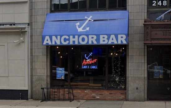 Detroit's Anchor Bar Offers Free Meals to Federal Workers Amid Government Shutdown