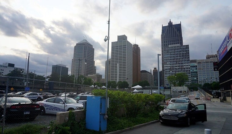 Detroit's Weather Rollercoaster: Sunny Days, Showers, and Gusts Ahead as November Begins