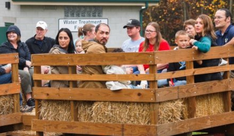 Discover Autumn's Splendor: ODNR Hosts Fall Color Tour and Open House in Hocking Hills This October