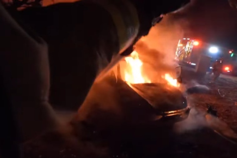 Driver Escapes Unharmed as Car Bursts into Flames on I-280 Near Los Altos Hills
