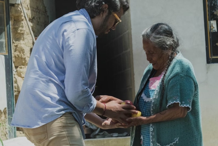 East Bay Seniors Face Growing Food Insecurity as Meals on Wheels Diablo Region Ends 'Breakfast Bag' Service