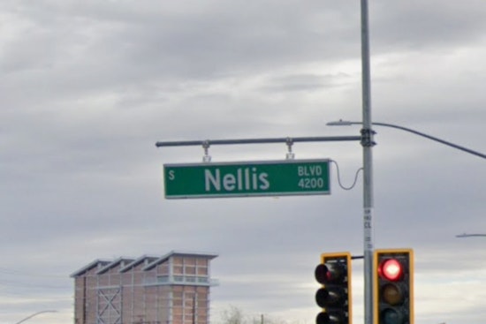 East Las Vegas Driver Flees Crash On Nellis Boulevard