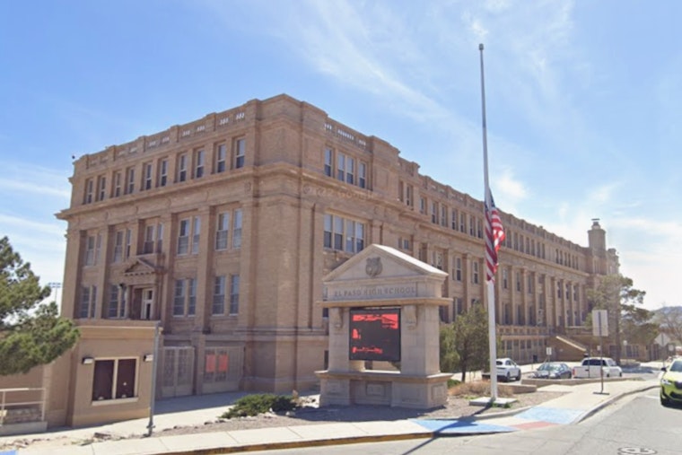 El Paso High School Hosts Program Day for Prospective Students and Families on Nov. 1