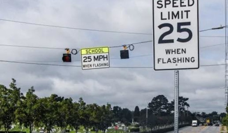 Expect Delays: Lane Closure on Hunters Point Pike in Wilson County for School Zone Light Replacement