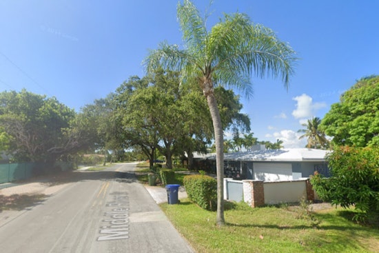 Family and Pet Safe Following Swift Escape from Garage Fire in Fort Lauderdale
