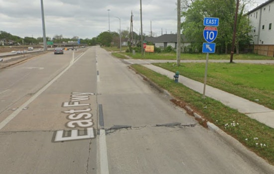 Fatal Five-Vehicle Collision on I-10 East Near Waco Street Causes Major Traffic Disruption in Houston