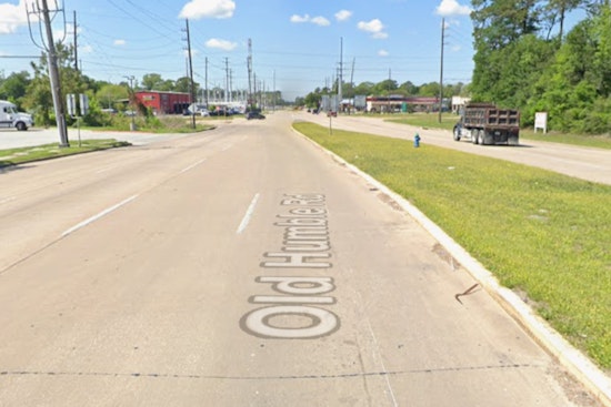 Fatal Motorcycle Crash Claims Life on Old Humble Road in Houston, Investigation Underway
