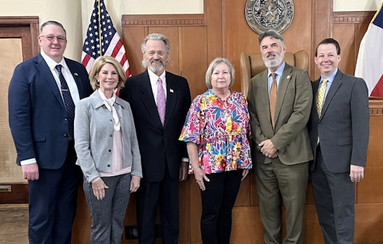 Felicia Morris Celebrated for 25 Years of Service at Historic Courthouse Retirement Event