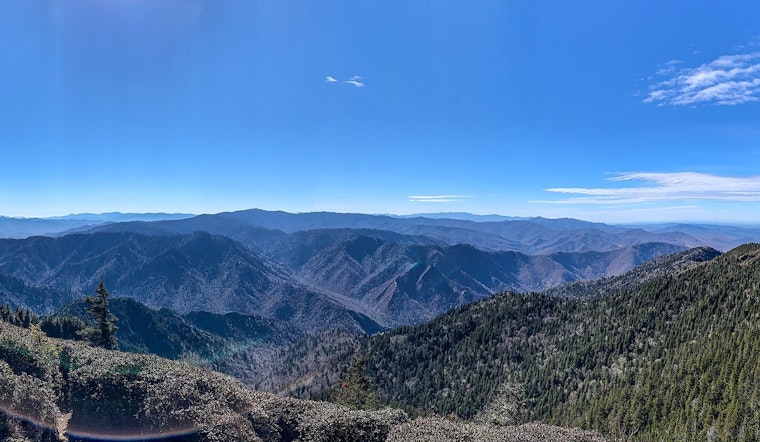 Great Smoky Mountains National Park Keeps Gates Open Amid Shutdown with Local Coalition Support