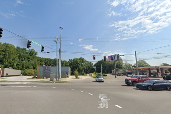 High-Speed Chase Culminates in Major Crash at Clarksville Intersection, CPD Responds to Aftermath