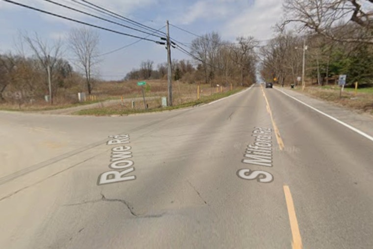 Highland Township Cyclist Fatally Struck by Jeep, Oakland County Sheriff’s Office Investigating