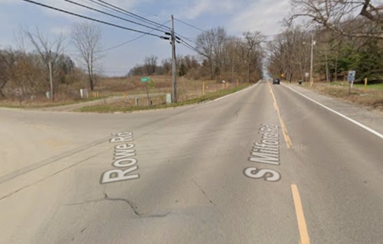 Highland Township Cyclist Fatally Struck by Jeep, Oakland County Sheriff’s Office Investigating