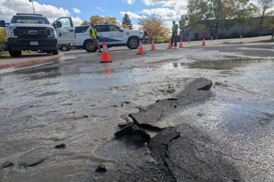 Highlands Ranch Faces Traffic Delays Amid Water Main Breaks, Authorities and Crews Respond Promptly
