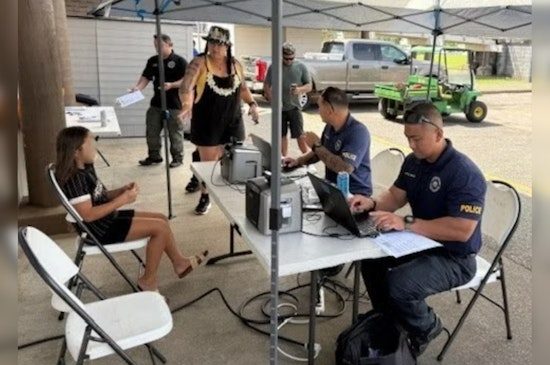 Hilo Police Engage Community, Provide Over 200 Keiki IDs at State Youth Baseball Tournament