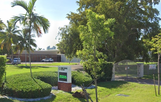 Hollywood Temple Hit with Cruel Yom Kippur Hoax, Police Swarm Synagogue Amid Florida's Spate of Swatting Scare