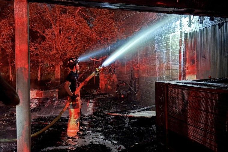 Hopkinsville Firefighters Extinguish Blazing Garage, Save Pets in Timely Response