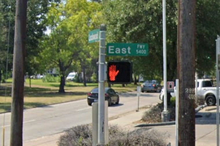 Houston Authorities Investigate Fatal Multi-Vehicle Collision on East Freeway